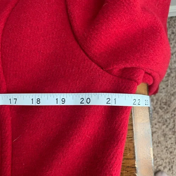 Classic red wool peacoat, women’s medium winter coat, fully lined, pocket detail - Picture 9 of 11